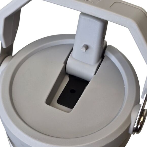 Stanley Ice Flow Flip Straw 30oz Tumbler White Grey - Picture 7 of 16